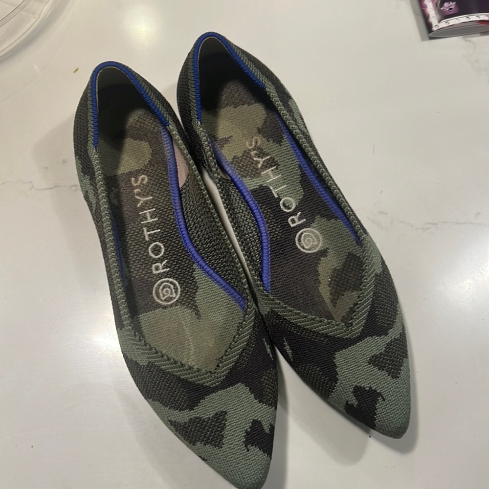 Rothy's Green Came Slip on Pointed Flats Size 6